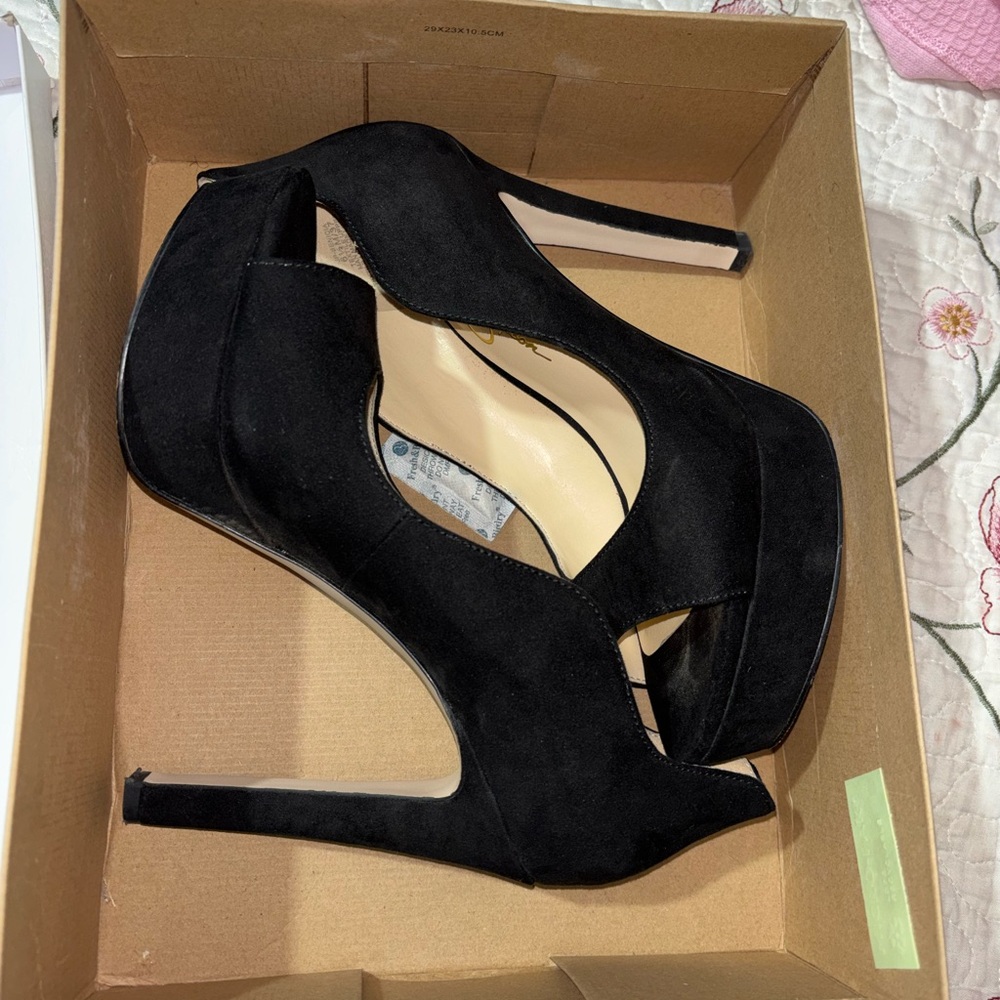Black suede heels
